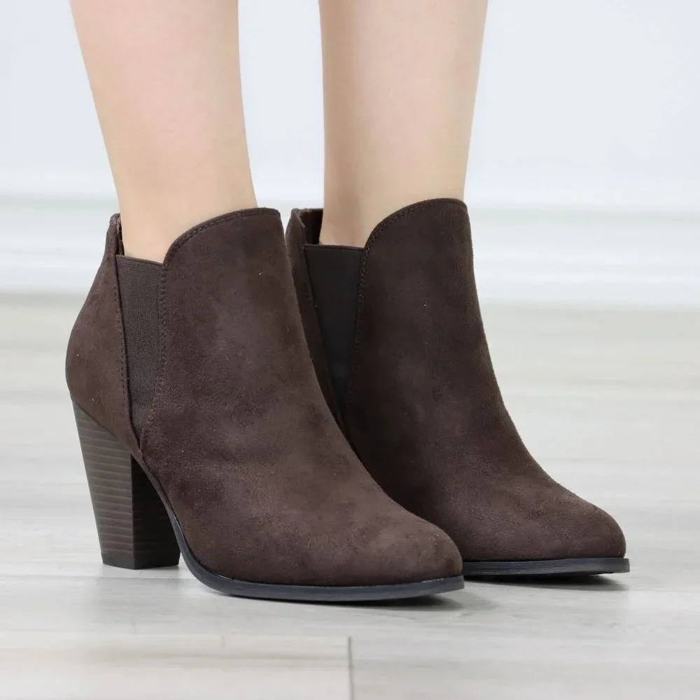 Womens Ankle Heeled Boots Elastic Gore Pointed Toe Brown Faux Suede - Picture 1 of 12